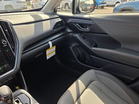 New 2026 Subaru Crosstrek 2.5i Limited w/ Crosstrek Mirror Package AWD/4WD image 34