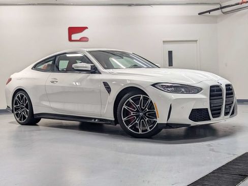Used 2022 BMW M4 xDrive Competition w/ Executive Package AWD/4WD image 2