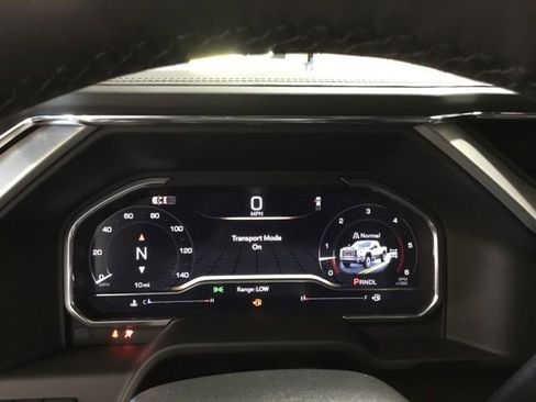 New 2025 GMC Sierra 2500 Denali w/ Denali Reserve Package image 36