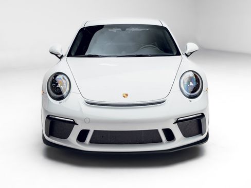 Used 2018 Porsche 911 GT3 RWD image 6