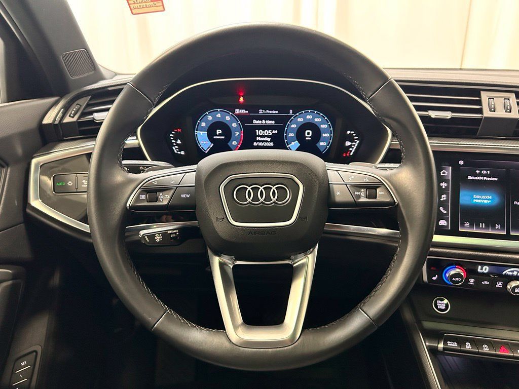 Certified 2024 Audi Q3 2.0T Premium AWD/4WD image 11