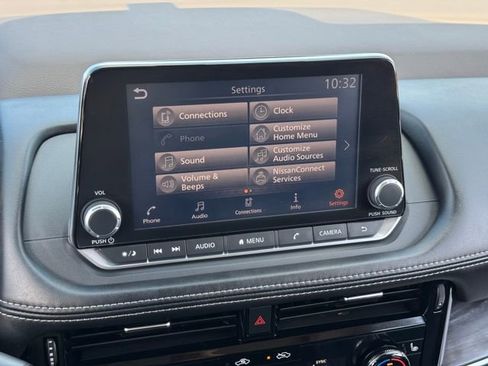 Used 2021 Nissan Rogue SL image 11