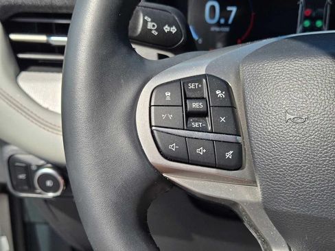 Used 2025 Ford Explorer Active w/ Active Comfort Package RWD image 25