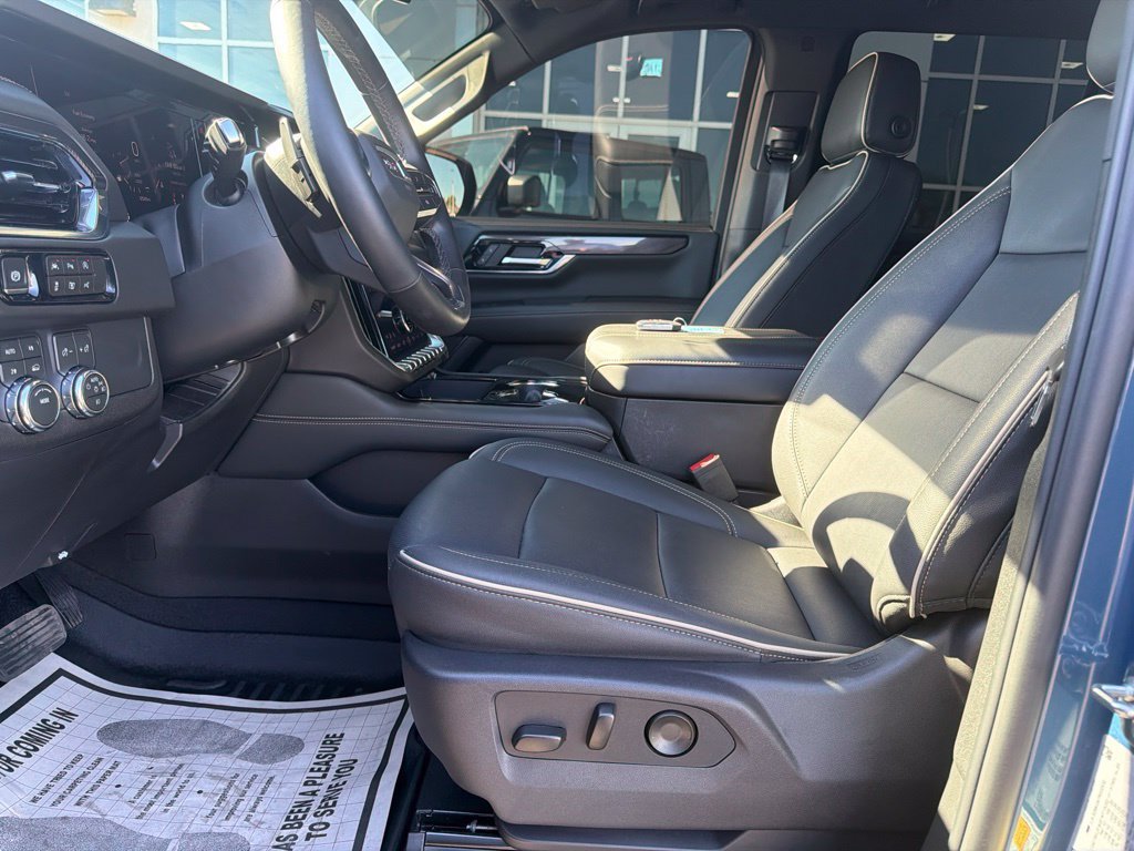 Used 2026 GMC Yukon Elevation AWD/4WD image 24