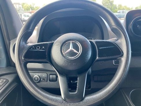 Used 2019 Mercedes-Benz Sprinter 144 image 25