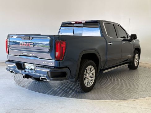 Used 2022 GMC Sierra 1500 Denali AWD/4WD image 9