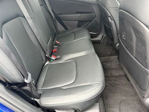 Used 2023 Kia Sportage EX image 14