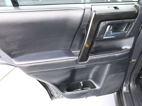 Used 2024 Toyota 4Runner TRD Off-Road Premium w/ Moonroof Package AWD/4WD image 29