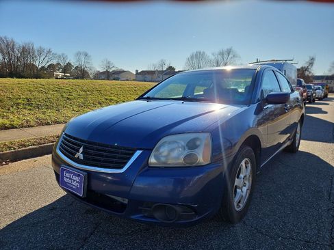 Used 2009 Mitsubishi Galant ES image 3