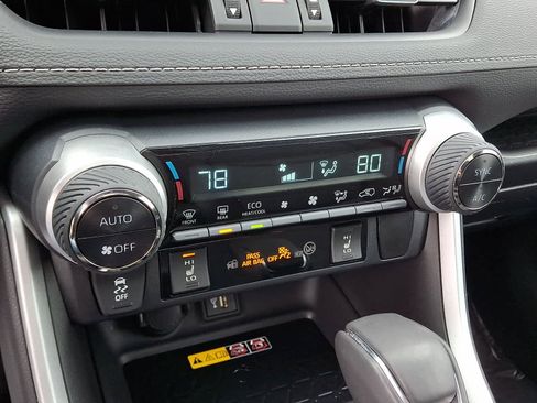 Certified 2023 Toyota RAV4 XLE Premium image 17