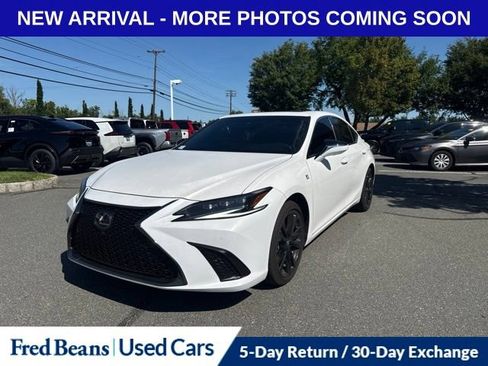 Used 2024 Lexus ES 350 F Sport w/ Technology Package FWD image 8