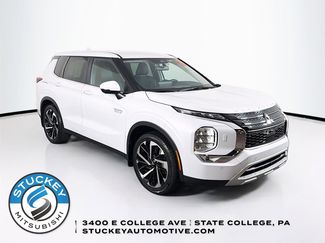 Used 2024 Mitsubishi Outlander 4WD Plug-In Hybrid video 1