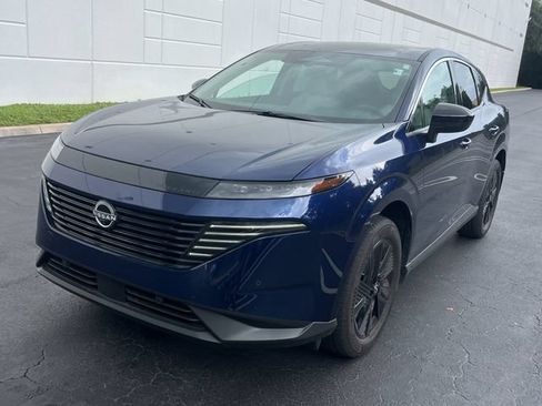 Used 2025 Nissan Murano SV FWD image 2