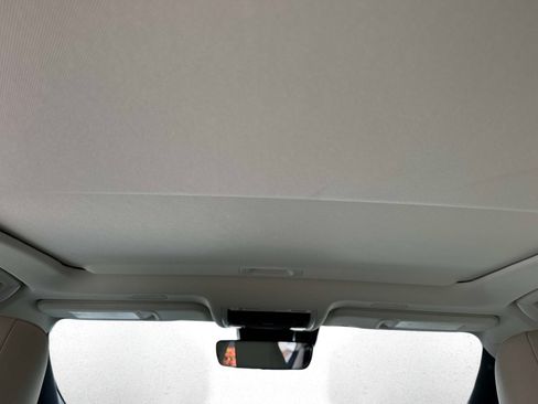 Certified 2025 Lexus ES 300h Ultra Luxury w/ Accessory Package (Z1) FWD image 16