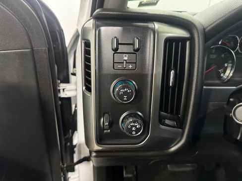 Used 2018 Chevrolet Silverado 1500 LT w/ True North Edition AWD/4WD image 37