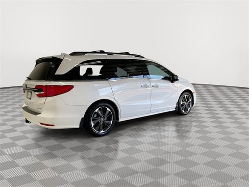 Used 2023 Honda Odyssey Elite image 10