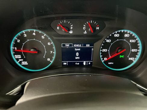 Used 2024 Chevrolet Equinox LS FWD image 11