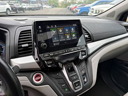 Used 2019 Honda Odyssey EX-L image 16