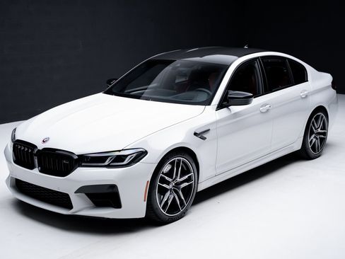 Used 2023 BMW M5 w/ Competition Package image 5