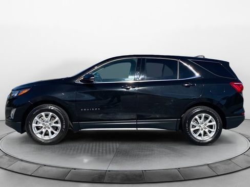Used 2019 Chevrolet Equinox LT image 2