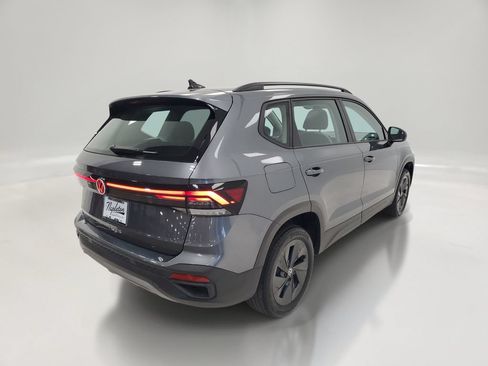 Used 2025 Volkswagen Taos S FWD image 5