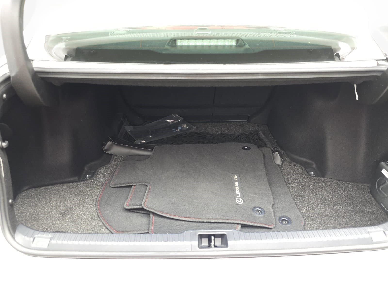 Used 2024 Lexus IS 300 w/ Comfort Package RWD image 27