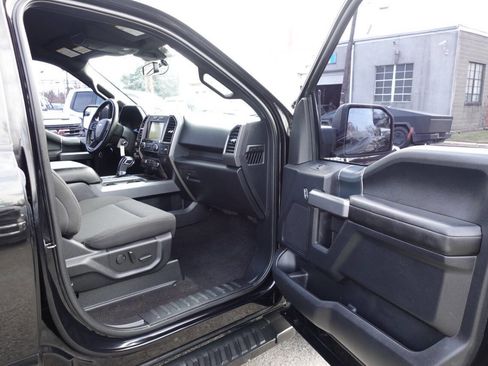 Used 2019 Ford F150 XLT w/ Equipment Group 302A Luxury image 29