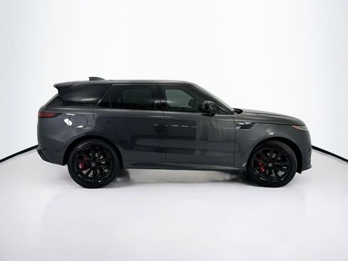 Used 2024 Land Rover Range Rover Sport Dynamic SE AWD/4WD image 4