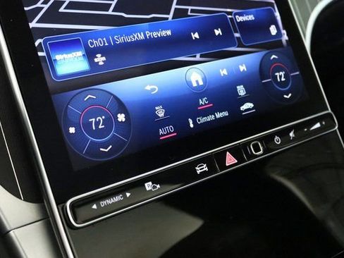 Used 2024 Mercedes-Benz GLC 300 4MATIC image 28