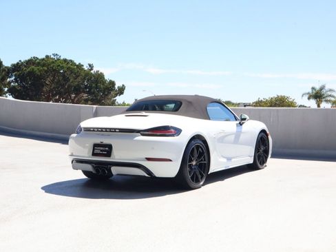 Certified 2022 Porsche 718 Boxster w/ Premium Package RWD image 10