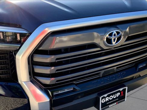 Used 2023 Toyota Tundra Limited AWD/4WD image 30