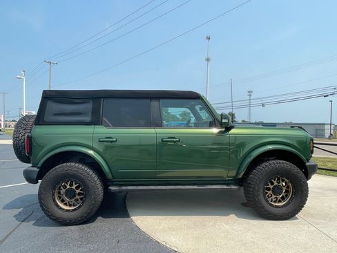 Used 2023 Ford Bronco Outer Banks AWD/4WD image 8