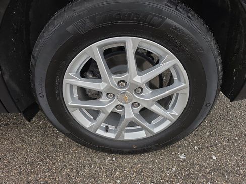 Used 2024 Chevrolet Equinox LT image 11