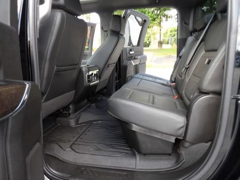 Used 2022 GMC Sierra 2500 Denali AWD/4WD image 29