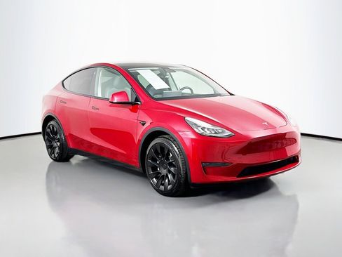 Used 2021 Tesla Model Y Long Range image 7