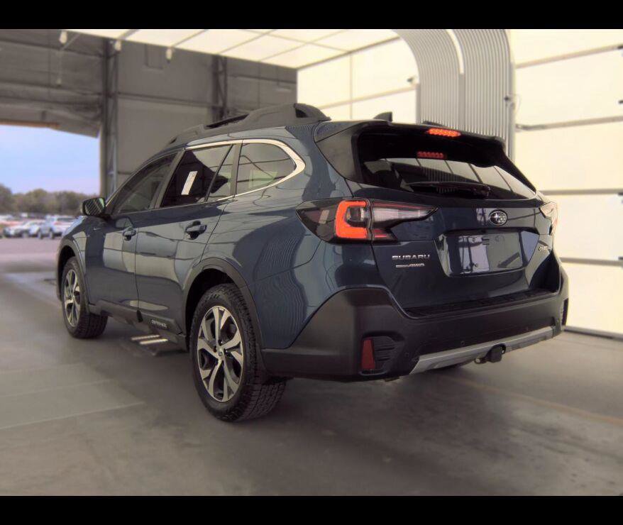Used 2021 Subaru Outback Limited AWD/4WD image 11