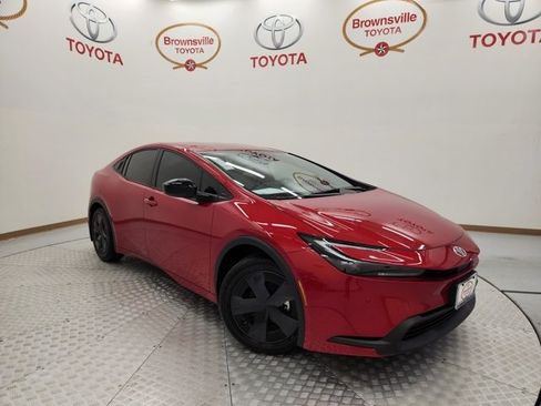 New 2026 Toyota Prius LE image 1