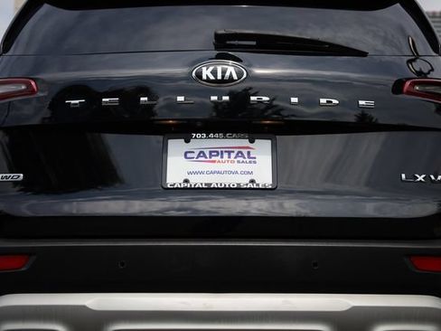 Used 2021 Kia Telluride LX AWD/4WD image 14
