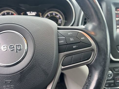 Used 2020 Jeep Cherokee Latitude Lux w/ Comfort/Convenience Group image 29