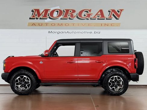 Used 2021 Ford Bronco Outer Banks AWD/4WD image 6