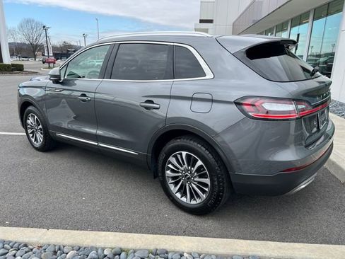 Used 2023 Lincoln Nautilus AWD w/ Premium Package image 3