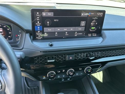 Used 2024 Honda Accord Sport image 14