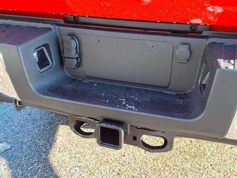 New 2026 Ford F250 XLT w/ FX4 Off-Road Package image 6