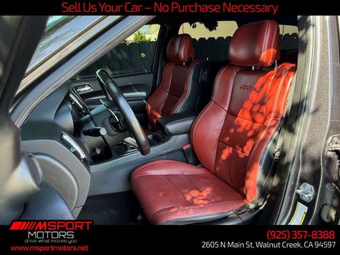 Used 2018 Dodge Durango SRT w/ Technology Group AWD/4WD image 4