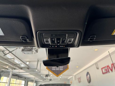 Certified 2025 GMC Sierra 2500 AT4 w/ AT4 Premium Plus Package AWD/4WD image 26