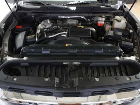 Used 2022 Chevrolet Silverado 2500 LT w/ Convenience Package image 13