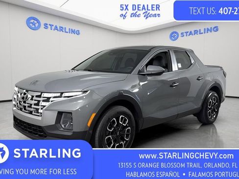 Used 2024 Hyundai Santa Cruz SE image 1