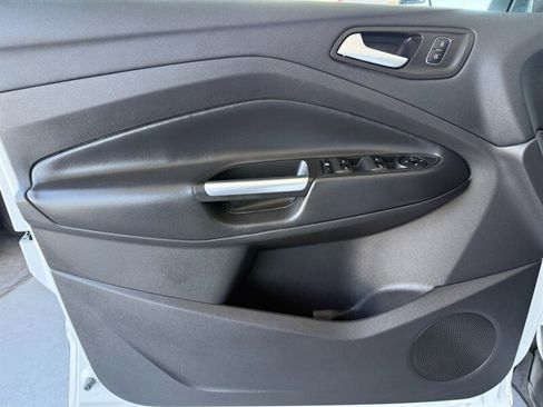 Used 2017 Ford Escape SE FWD image 23