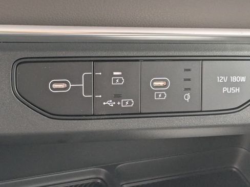 New 2027 Kia Carnival EX FWD image 22