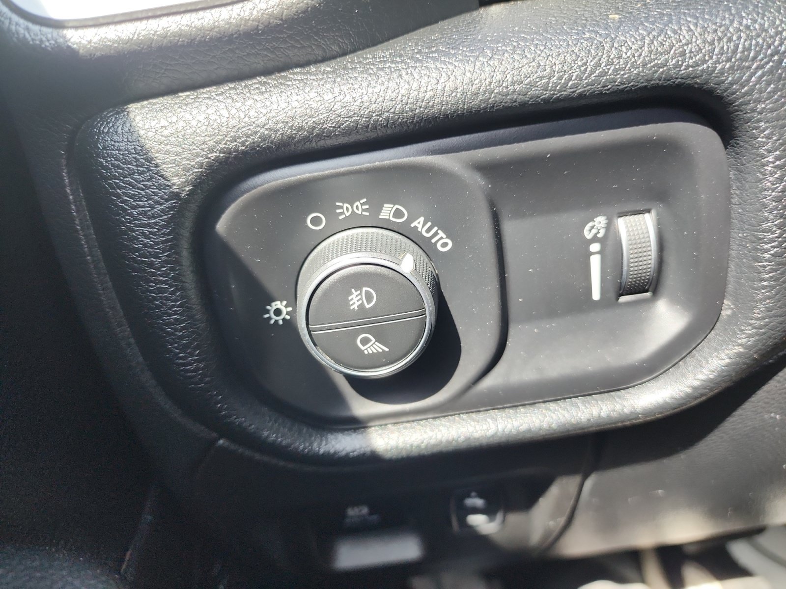 Used 2022 RAM 1500 Big Horn RWD image 24